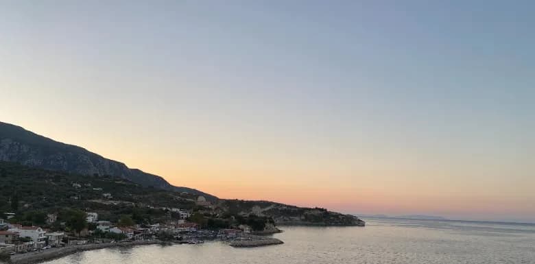 Karaburun Plaj Rehberi 2025: En Popüler Koylar ve Gizli Cennetler